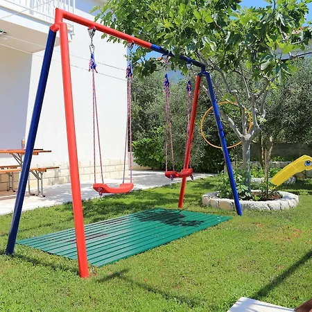 Razanj 10373c Rogoznica (Sibenik-Knin)