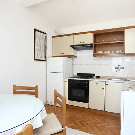 Daire Razanj 10373c Rogoznica (Sibenik-Knin)